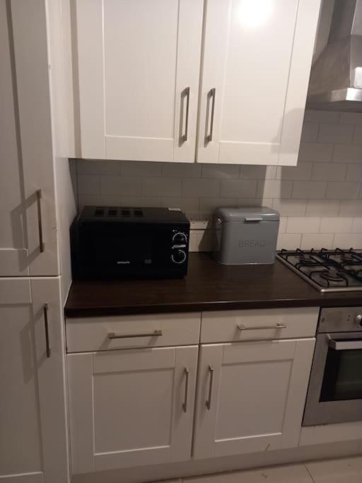 בלפסט Modern 2-Bedroom City Apartment With Free Parking מראה חיצוני תמונה